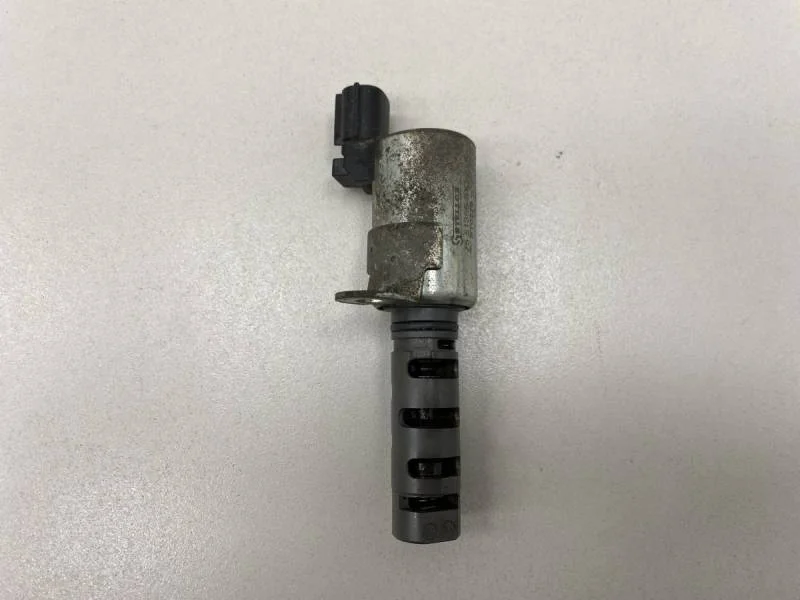 Клапан электромагн. изменения фаз ГРМ Toyota Corolla E120 2001-2007