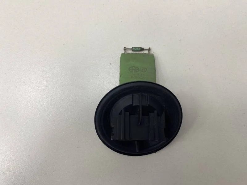 Резистор отопителя Volkswagen Polo (HB) 2009>