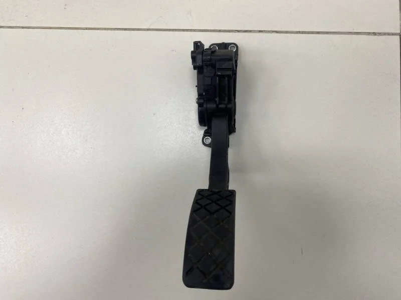 Педаль газа Volkswagen Polo (HB) 2009>