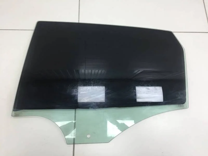 Стекло двери задней левой Volkswagen Polo (HB) 2009>