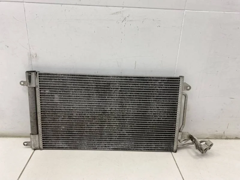 Радиатор кондиционера (конденсер) Volkswagen Polo (HB) 2009>