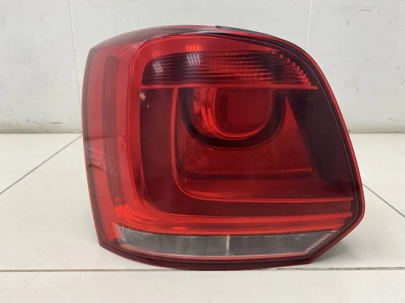 Фонарь задний левый Volkswagen Polo (HB) 2009>