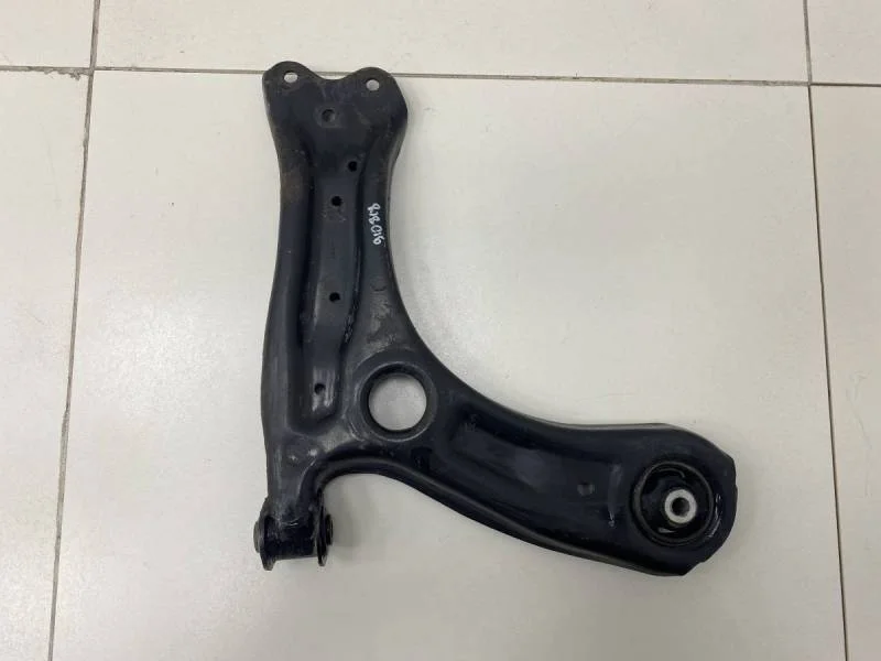 Рычаг передний правый Volkswagen Polo (HB) 2009>