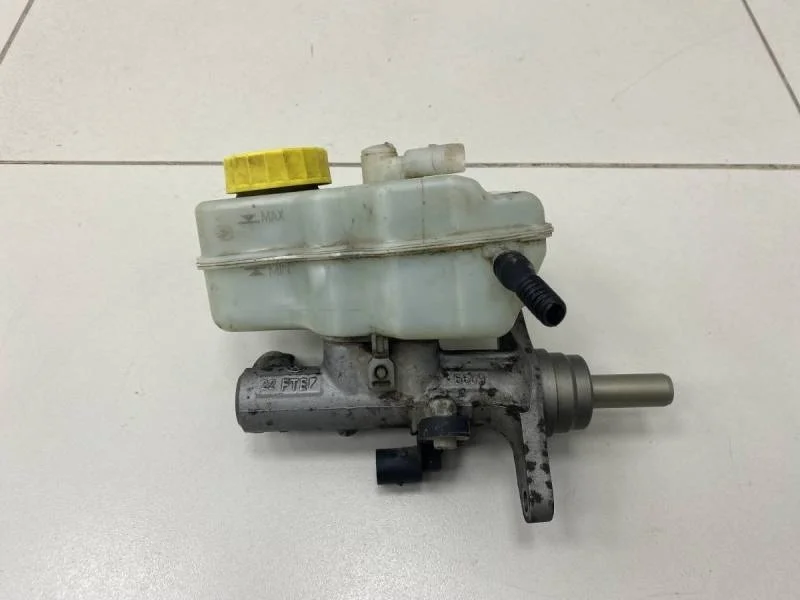 Цилиндр тормозной главный Volkswagen Polo (HB) 2009>