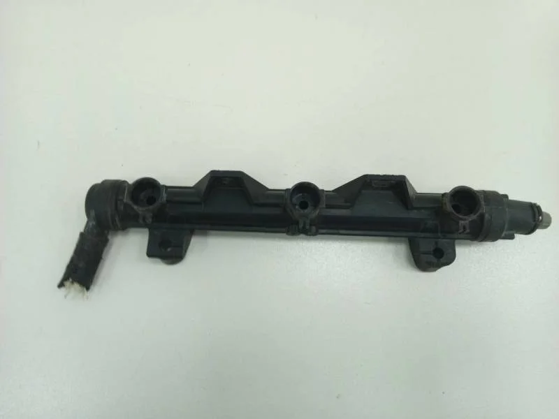 Рейка топливная (рампа) Volkswagen Polo (HB) 2009>