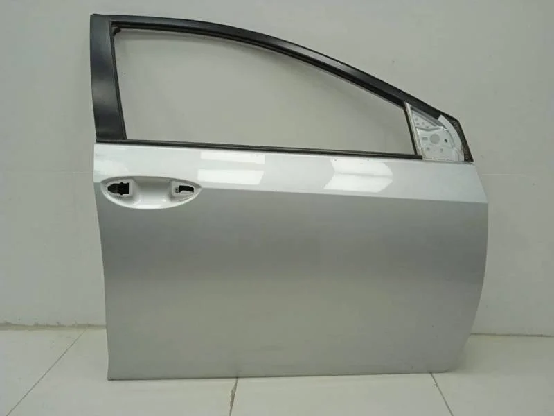 Дверь передняя правая Toyota Corolla E180 2013>
