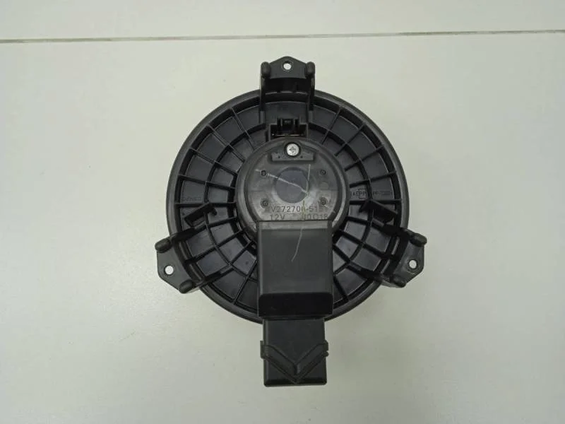 Моторчик отопителя Toyota Corolla E180 2013>