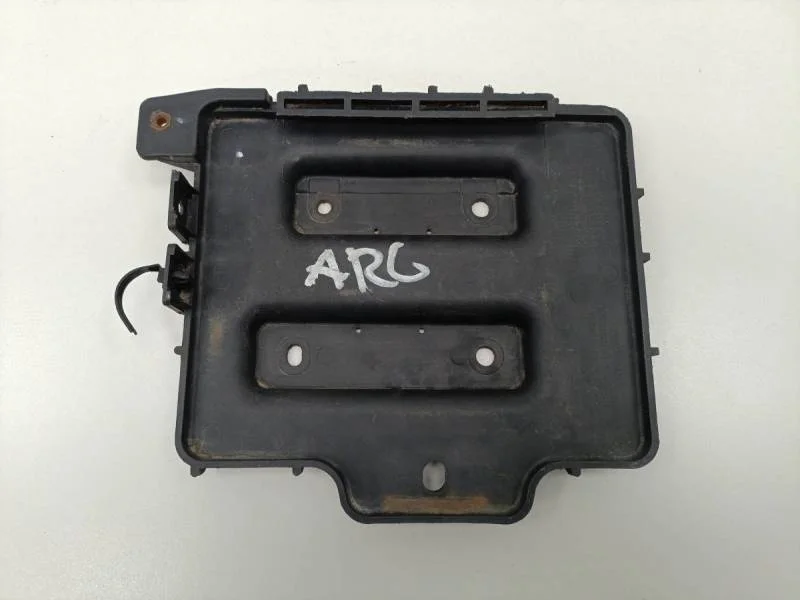 Крепление АКБ (корпус / подставка) Kia Rio 2 (JB) 2005-2011