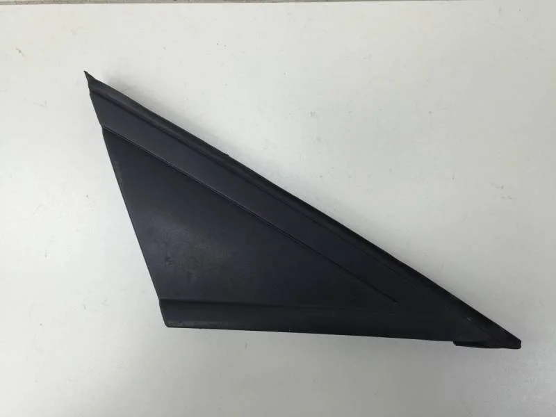 Накладка переднего крыла правого Ford Focus 3 2011>