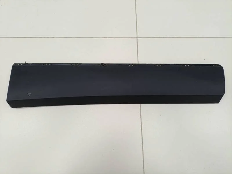 Накладка двери задней правой Renault Arkana 2018>