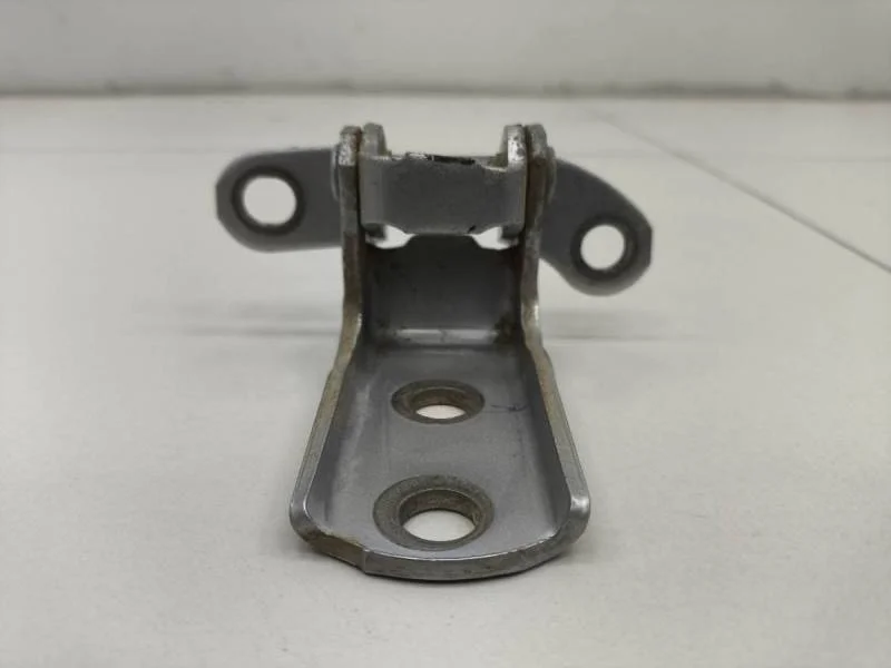 Петля двери задней левой нижняя Toyota Corolla E180 2013>