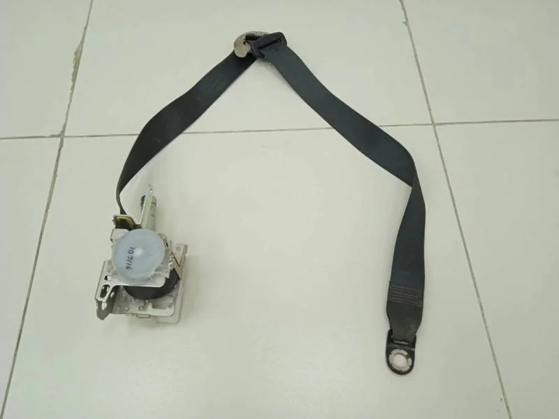 Ремень безопасности с пиропатроном Toyota Corolla E180 2013>