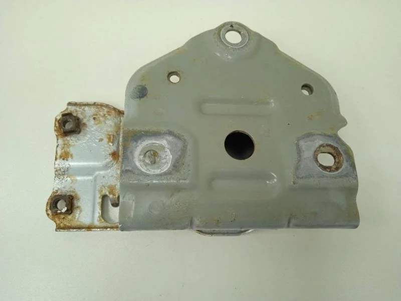 Кронштейн усилителя заднего бампера Toyota Corolla E180 2013>