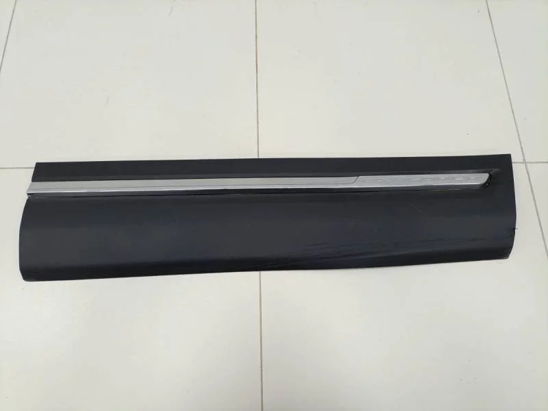 Накладка двери передней правой Ford Explorer 2010>