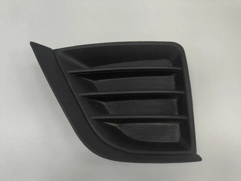 Накладка переднего бампера левая Toyota Corolla E180 2013>