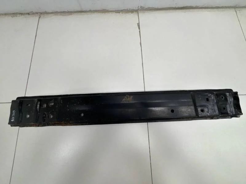 Усилитель заднего бампера Toyota Corolla E180 2013>