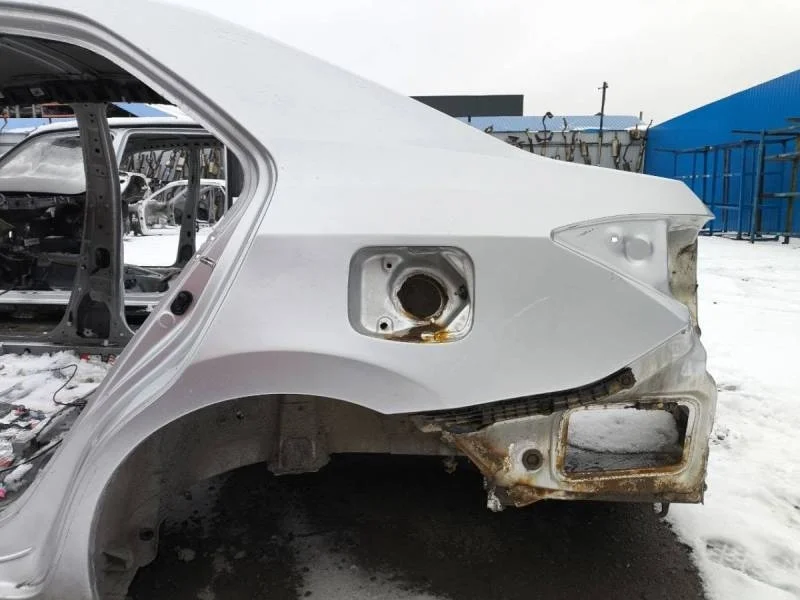 Крыло заднее левое Toyota Corolla E180 2013>