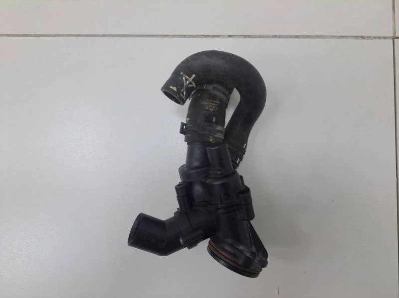 Корпус термостата Volkswagen Multivan T6 2015 - 2019