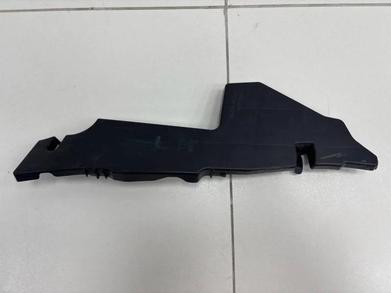 Воздуховод радиатора Toyota Corolla E180 2013>