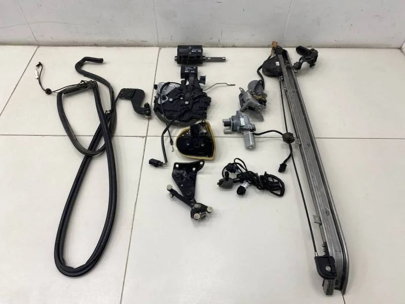 Сервопривод двери Volkswagen Multivan T6 2015 - 2019