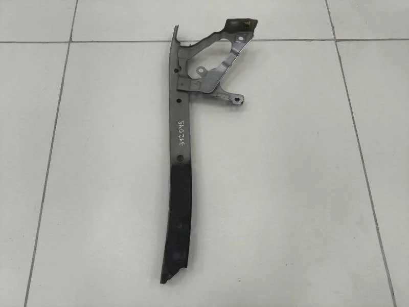 Кронштейн замка капота Toyota Corolla E180 2013>