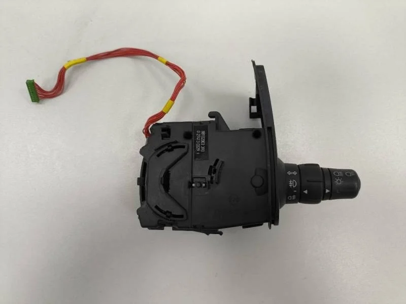 Переключатель поворотов подрулевой Renault Kangoo 2013