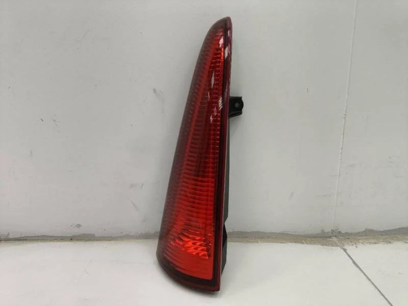 Отражатель задний Renault Kangoo 2013