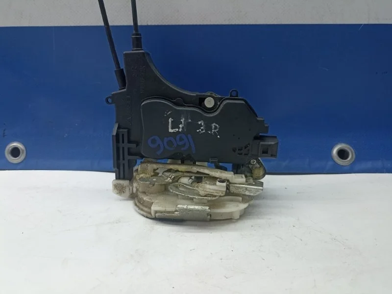 Замок двери Mitsubishi Lancer 10 2012 5745A304 CY2A, задний правый