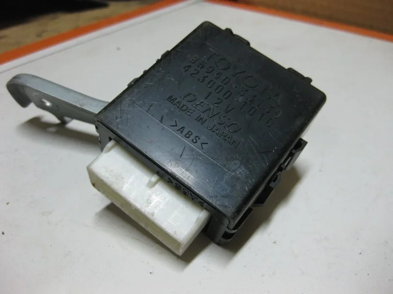 Реле стеклоочистителя TOYOTA CAMRY 2007 8594033130 2AZ-FE