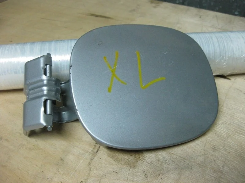 Лючок бака топливного Mitsubishi Outlander 2007 1711A0335940A045