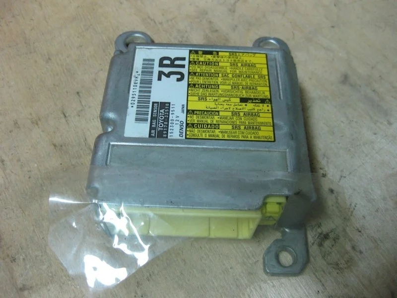 ЭБУ подушки безопасности TOYOTA CAMRY 2007 8917033510 2AZ-FE