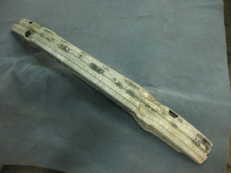 Усилитель бампера BMW 5 2004 51118245858 СЕДАН M52B20 (206S3), передний