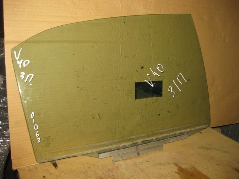 Стекло двери TOYOTA CAMRY 2007 6811333150 2AZ-FE, заднее правое