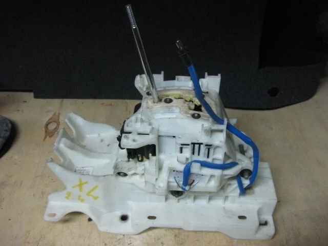 Кулиса АКПП MITSUBISHI OUTLANDER 2007 2400A326