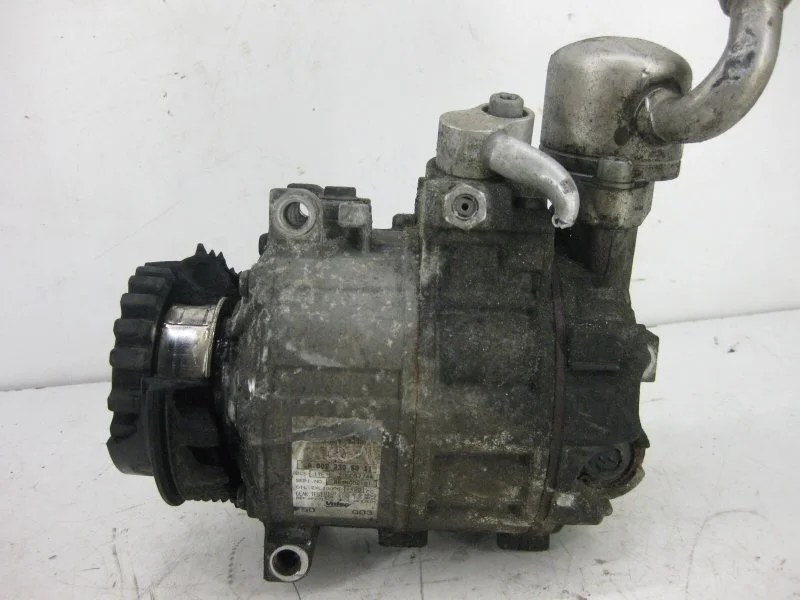 Компрессор кондиционера MERCEDES-BENZ C-CLASS 2008 A0022303411 646.811