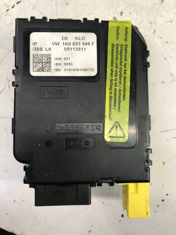 Блок подрулевых переключателей SKODA OCTAVIA 2005 1K0953549F УНИВЕРСАЛ BLF