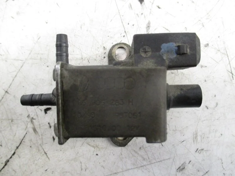 Вакуумный электромагнитный клапан Audi A6 1998 026906283H 2.4