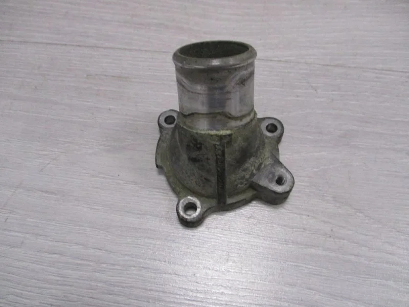 Корпус термостата TOYOTA COROLLA VERSO 2005 1632121020 2ADFTV