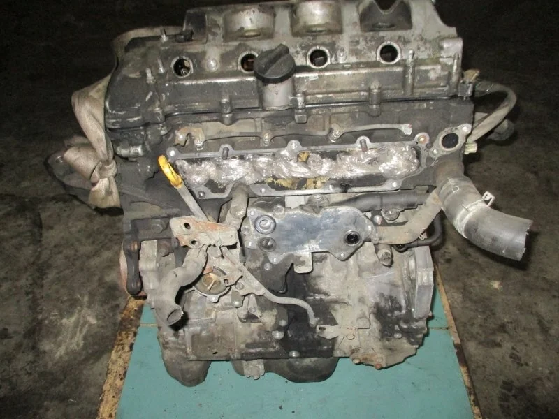 Двигатель ДВС голый столбик Toyota Corolla Verso 2005 2ADFTV 2ADFTV