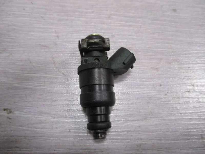 Форсунка Audi A3 2002 037906031AL ХЭТЧБЕК 1.6