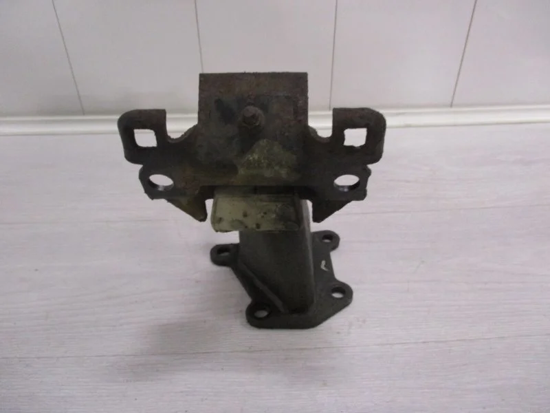 Подушка крепления двигателя NISSAN PATHFINDER 2006 11220EB300 ВНЕДОРОЖНИК YD25DDTI, передняя