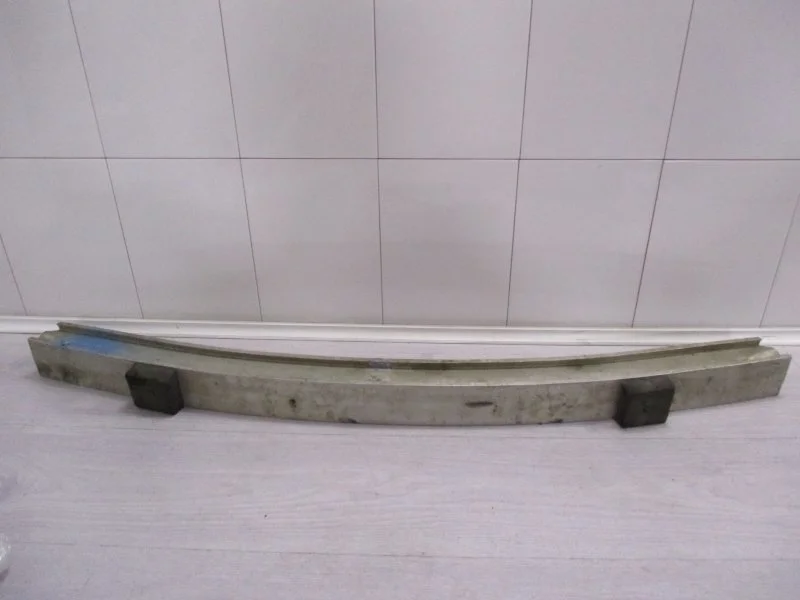 Усилитель бампера AUDI A3 2001 8L0807109F 1.8, передний