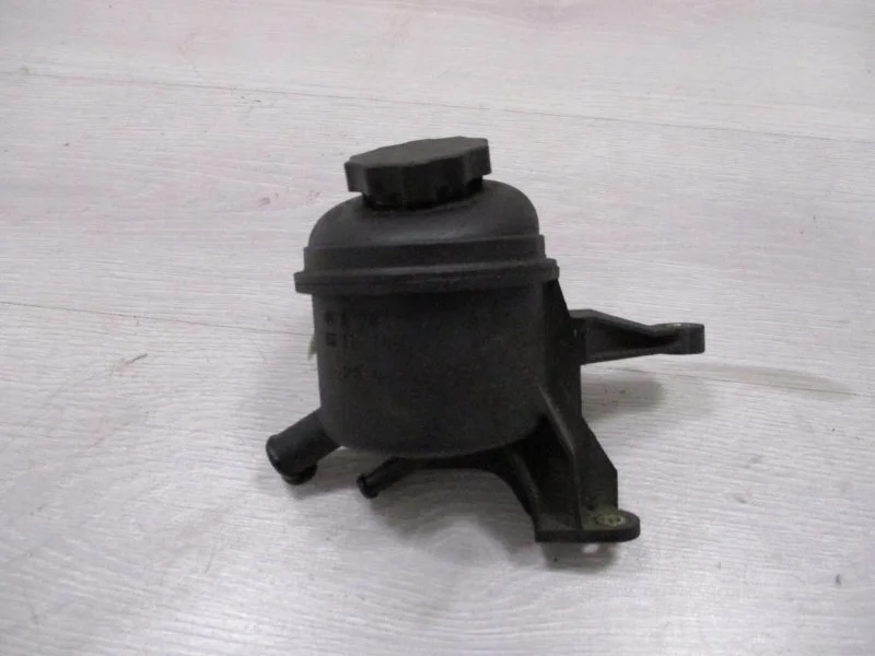 Бачок гидроусилителя руля Mercedes-Benz C-Class 2001 A2034600083 УНИВЕРСАЛ 61196230477321