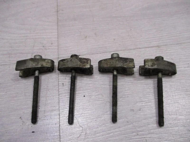 Форсунка MERCEDES-BENZ C-CLASS 2001 A6130700687 УНИВЕРСАЛ 61196230477321