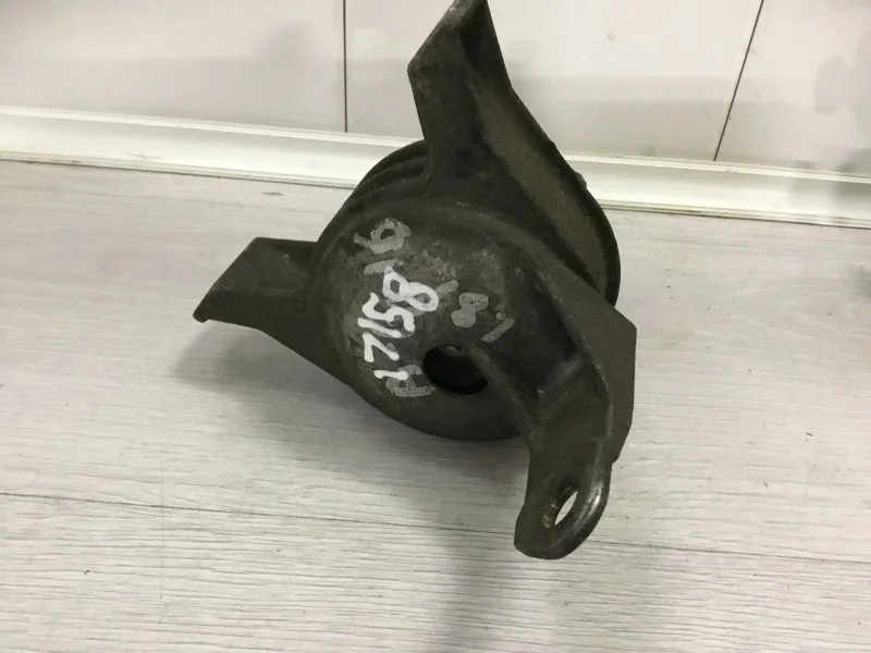 Кронштейн двигателя опорный OPEL ASTRA 1999 90539246 УНИВЕРСАЛ