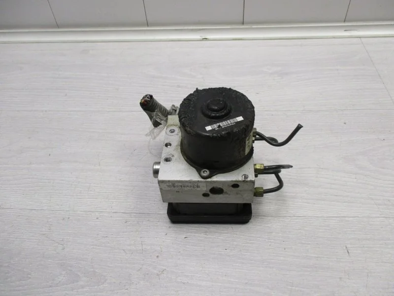 Блок АБС Nissan Navara 2006 47660EB33A ПИКАП YD25DDTI