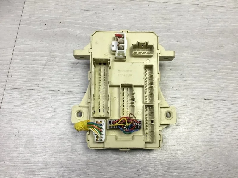 Блок предохранителей Kia Cee'd 2008 919501H540 УНИВЕРСАЛ D4FB-L