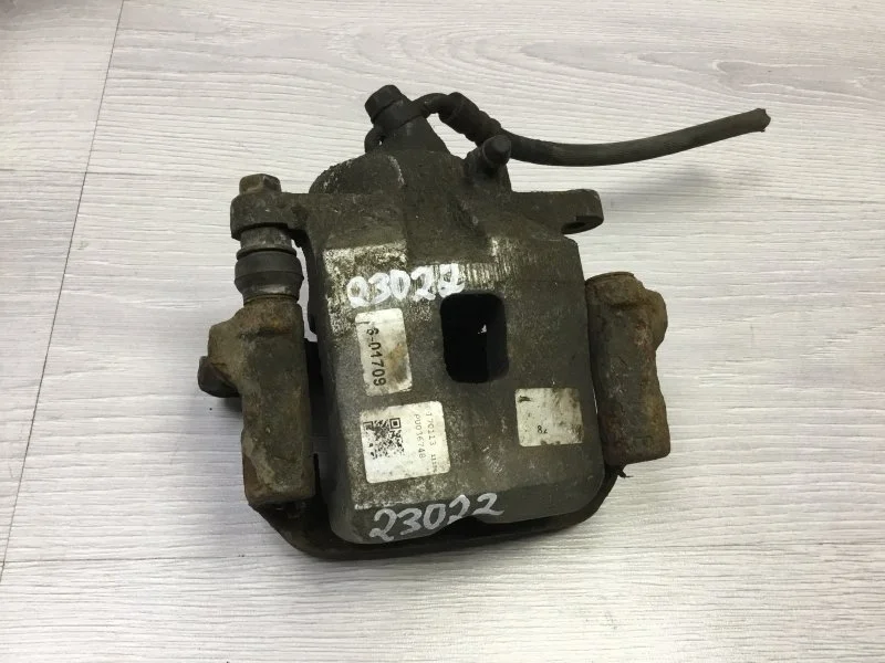 Суппорт тормозной Toyota Rav4 2002 4775042040 ВНЕДОРОЖНИК 1CDFTV, передний левый