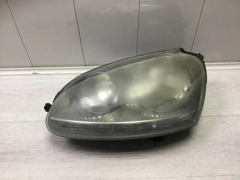 Фара VOLKSWAGEN GOLF 2004 1K6941005C BCA, передняя левая