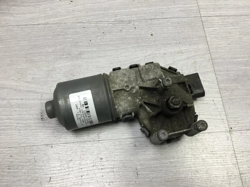 Двигатель стеклоочистителя моторчик дворников Ford Mondeo 2009 1694757 2